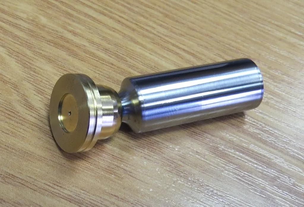 Поршень с башмаком R902433667
